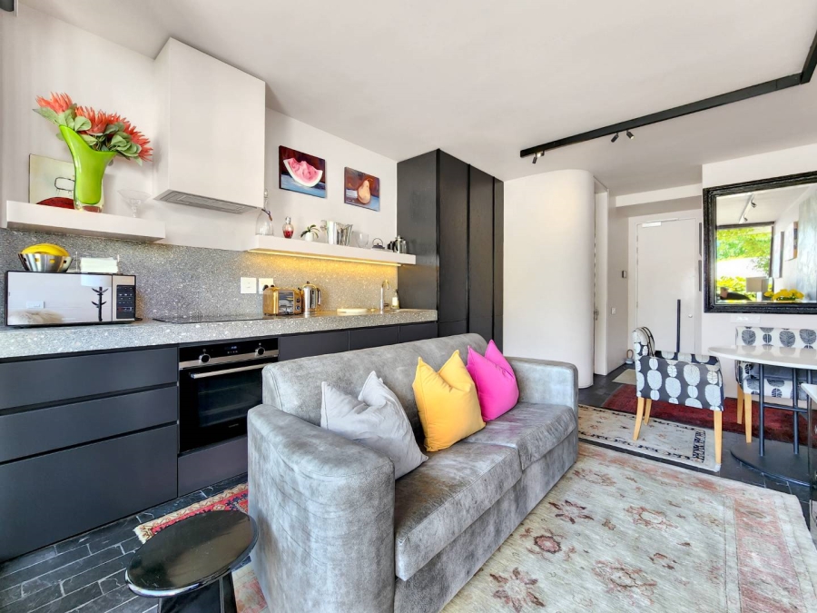 1 Bedroom Property for Sale in Fresnaye Western Cape